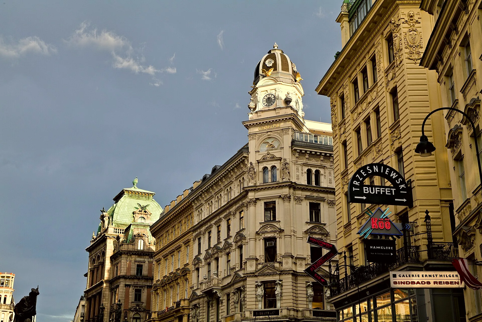Graben, a street in central Vienna, lined with buildings and shops.