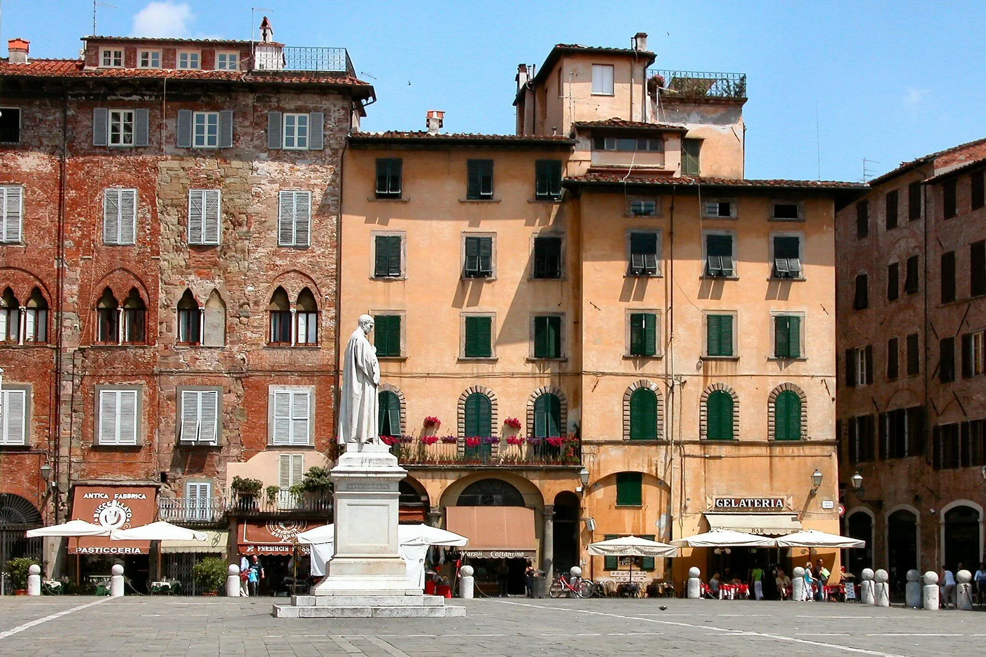 Piazza San Michele in Lucca, Tuscany