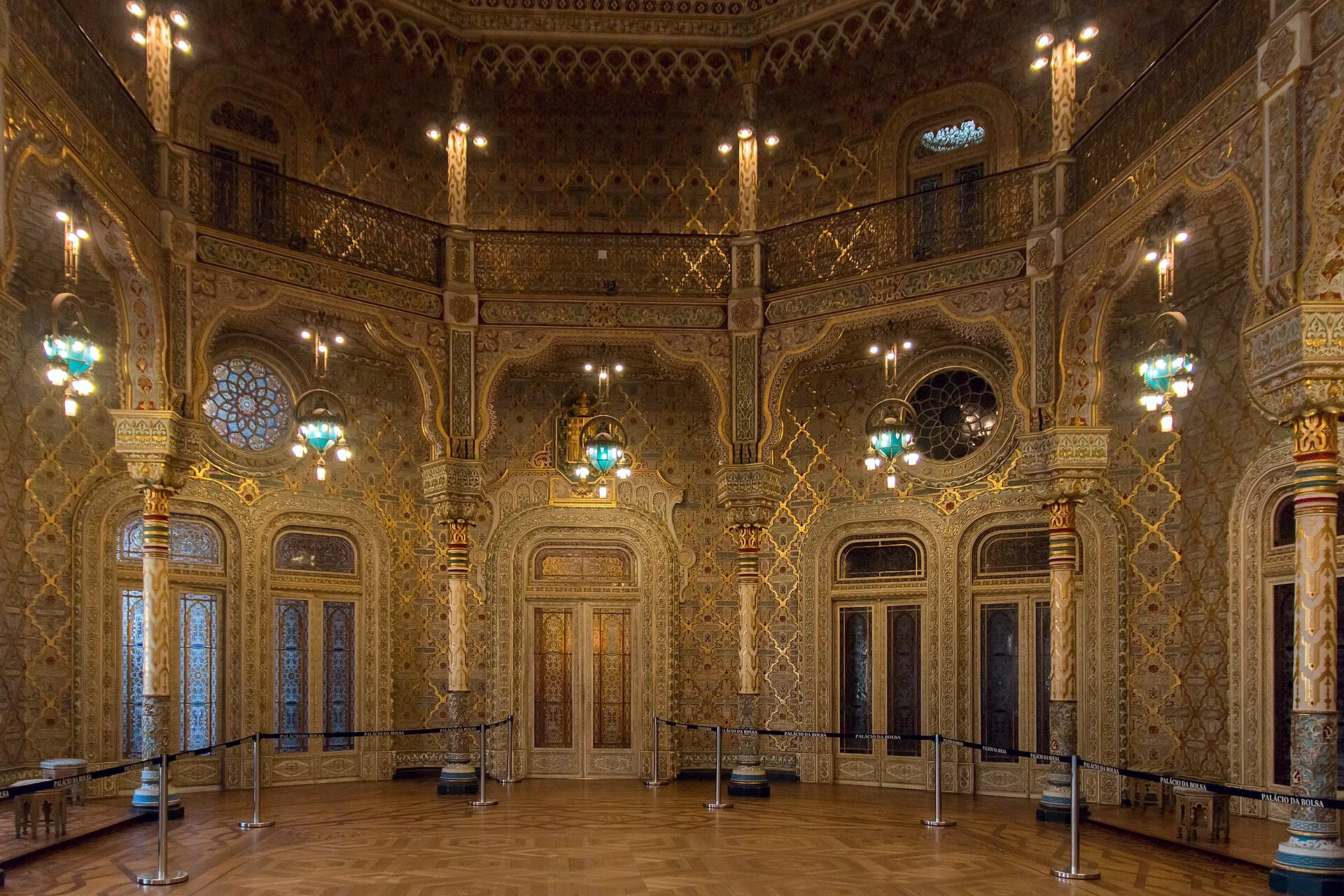 The ornate gallery of the Moorish Salon inside Palácio da Bolsa.