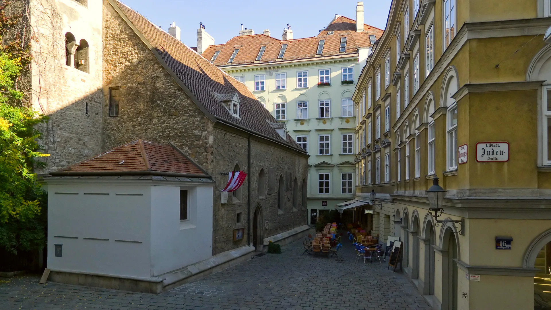 Ruprechtsplatz viewed towards the south-east, with buildings around the square.