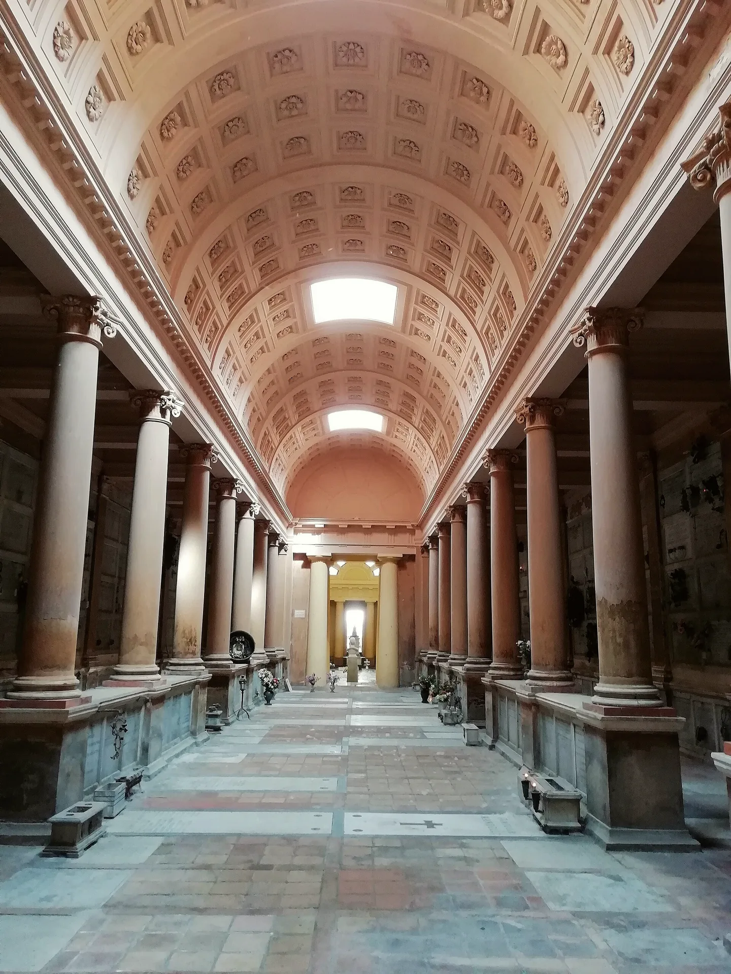The three-aisled gallery at the Certosa di Bologna cemetery.