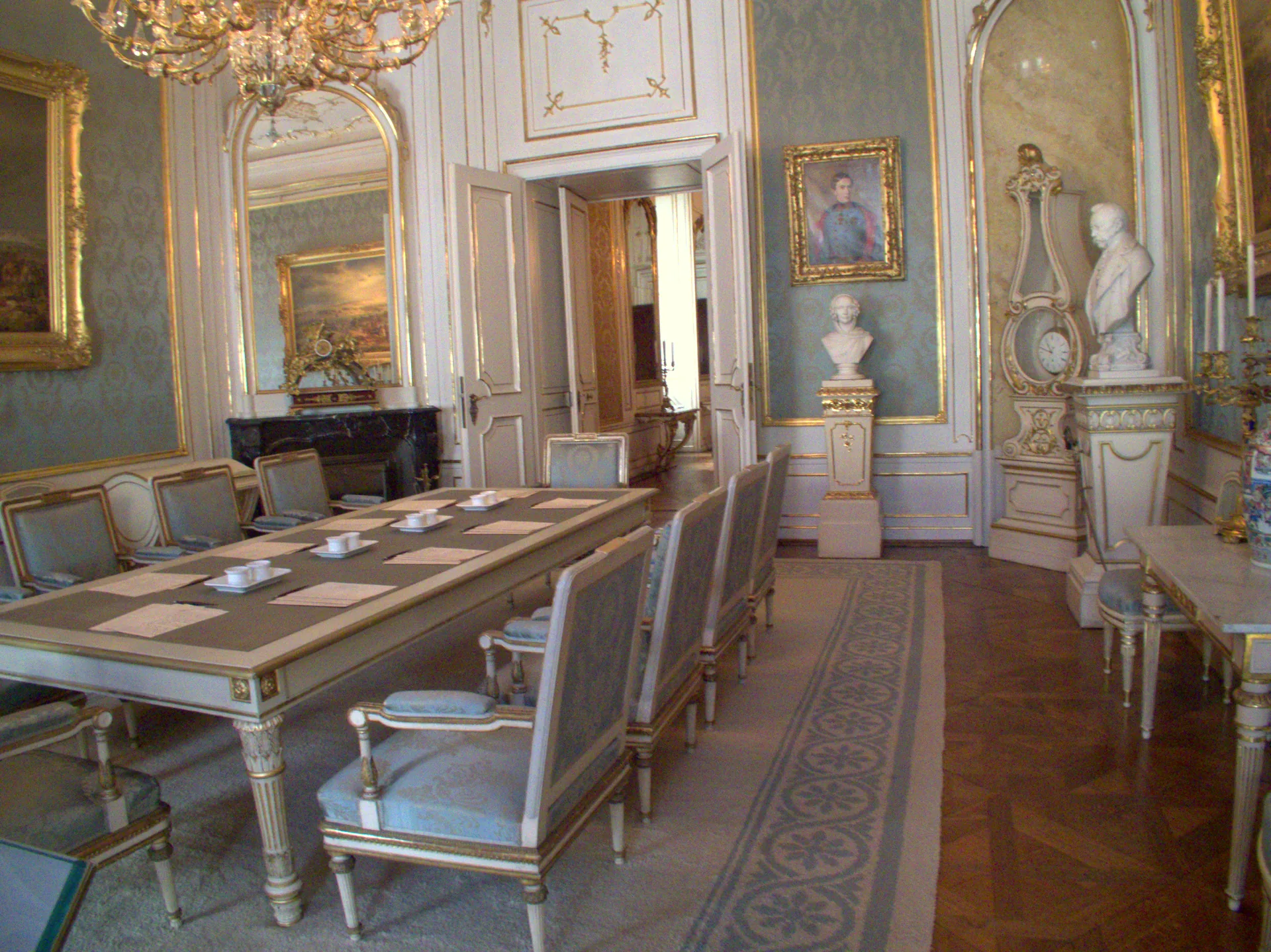 An interior room in the Hofburg’s imperial apartments, with ornate furnishings and decoration.