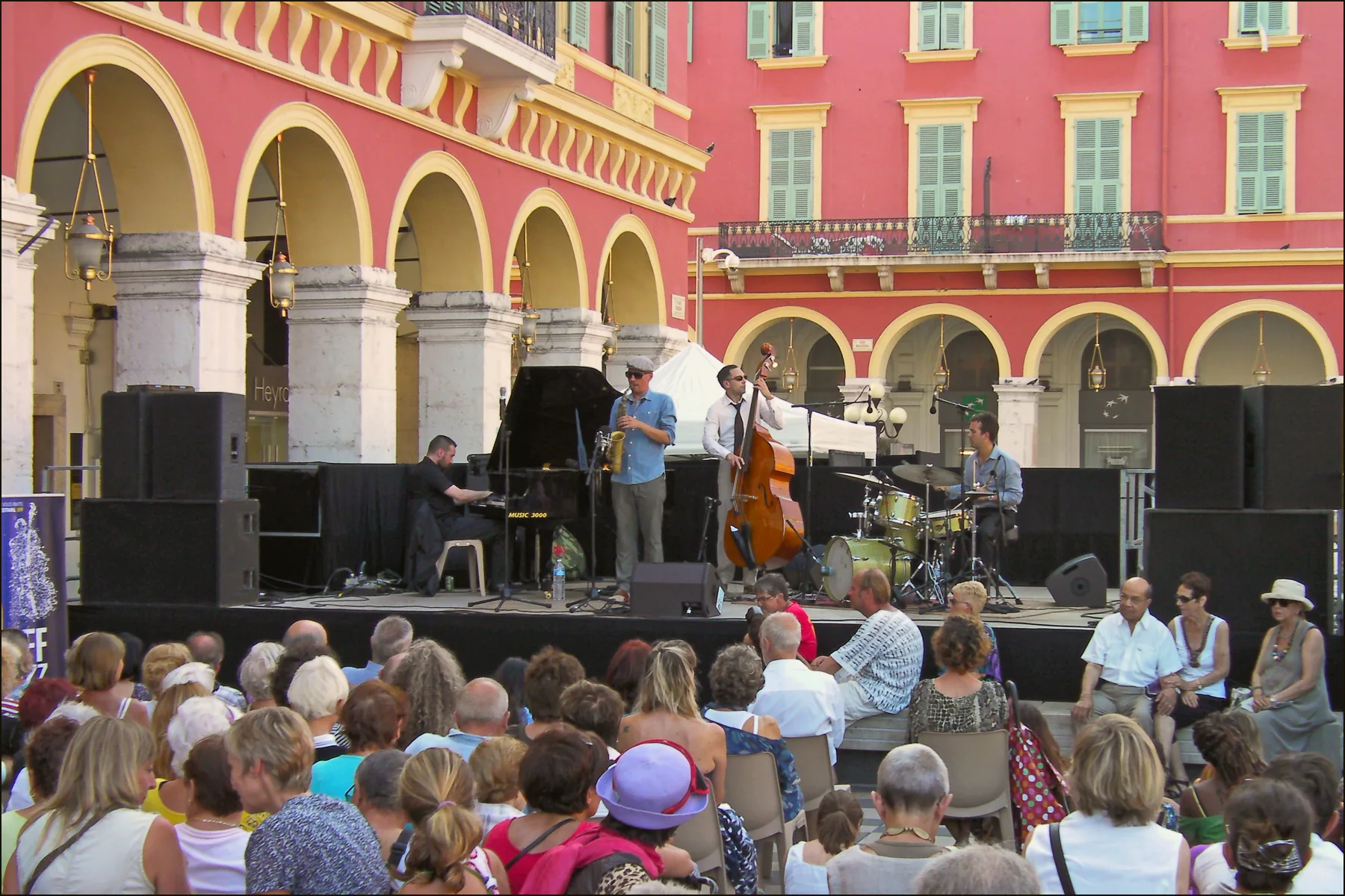 The Seb Chaumont Quartet performing on the Nice Jazz Festival OFF stage at Place Masséna.