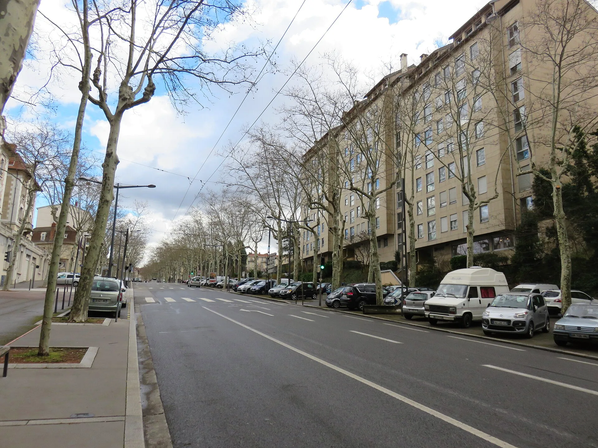 The lower section of Boulevard de la Croix-Rousse, with the street extending between Lyon’s 1st and 4th arrondissements.