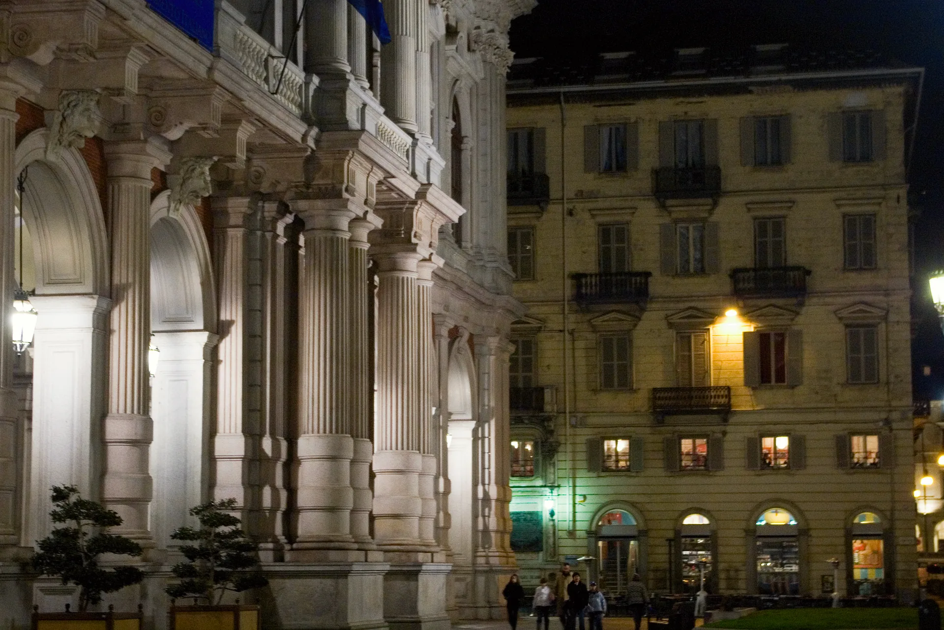 Piazza Carlo Alberto in Turin, with the rear façade of Palazzo Carignano on the left and the house where Nietzsche stayed on the right.