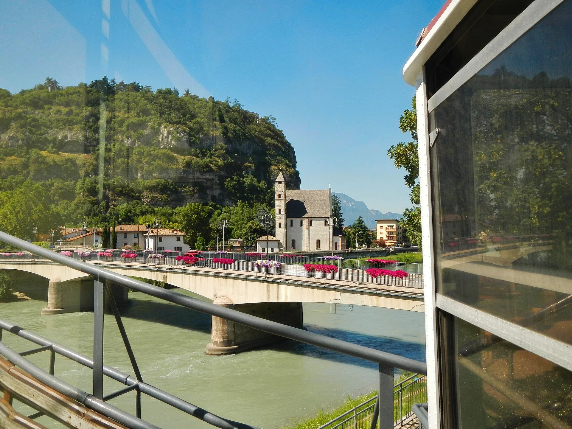 The Trento–Sardagna cable car.