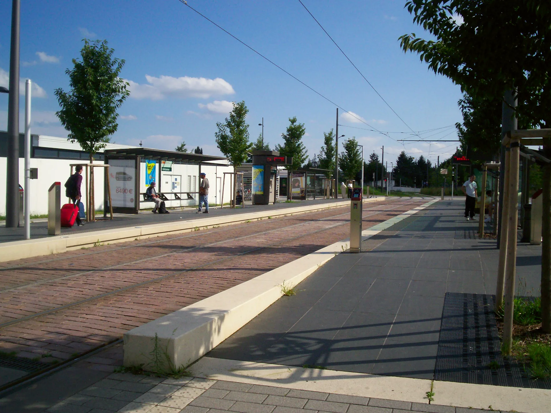 Kibitzenau tram station in Strasbourg.