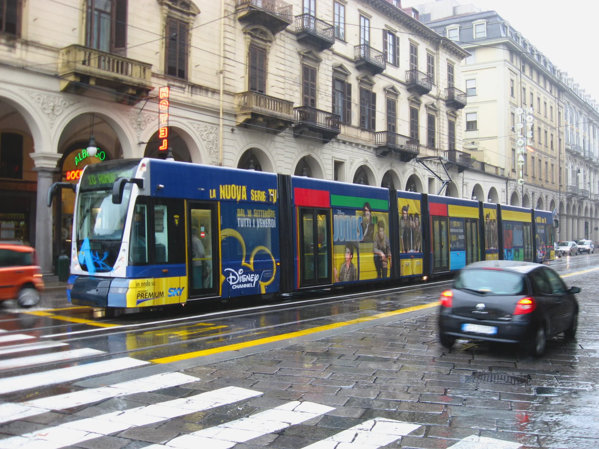 An Alstom Cityway tram on route 10 in Turin.