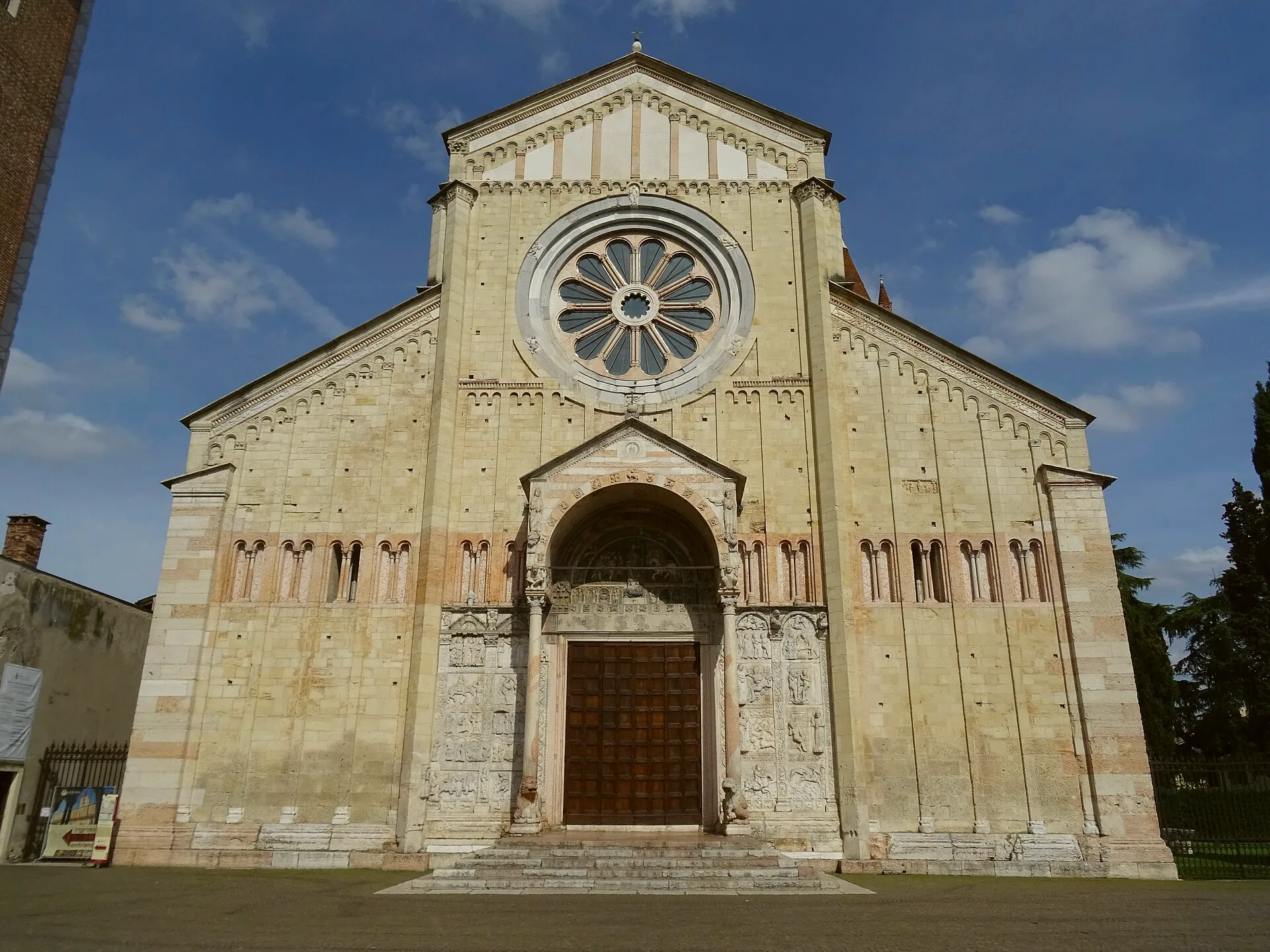 The exterior of the Basilica of San Zeno in Verona.
